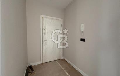 E5 ANA YOL ÜZERİNDE MANZARALI KREDİYE UYGUN SATILIK BÜRO OFİS