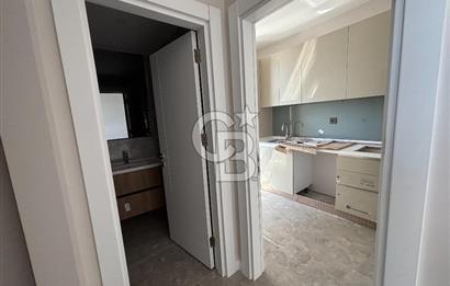 E5 ANA YOL ÜZERİNDE MANZARALI KREDİYE UYGUN SATILIK BÜRO OFİS
