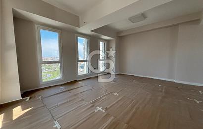 E5 ANA YOL ÜZERİNDE MANZARALI KREDİYE UYGUN SATILIK BÜRO OFİS