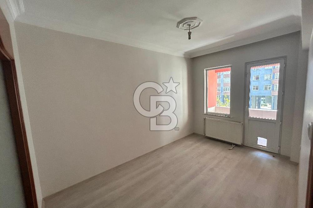 BEYLİKDÜZÜ BARIŞ MAHALLESİ ESENTÜRK SİTESİ'NDE SATILIK 3+1  DAİRE