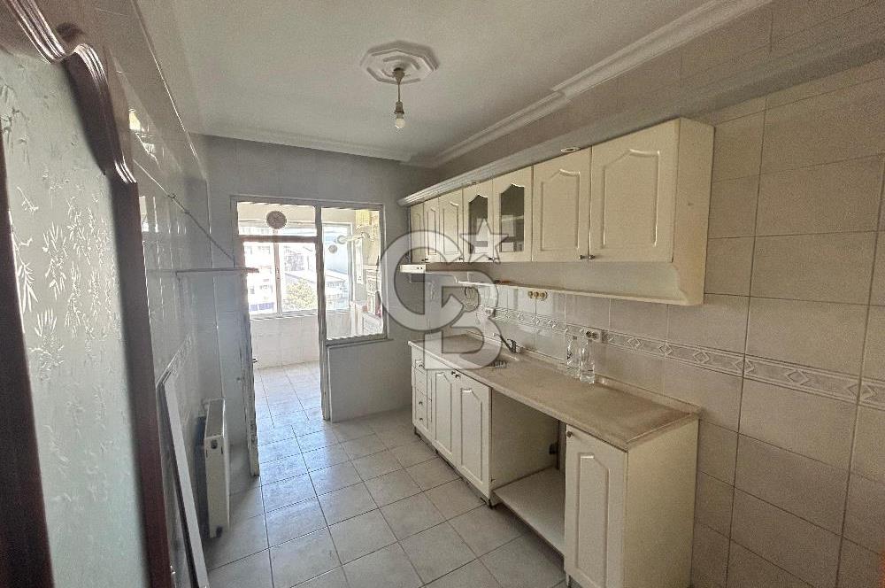 BEYLİKDÜZÜ BARIŞ MAHALLESİ ESENTÜRK SİTESİ'NDE SATILIK 3+1  DAİRE