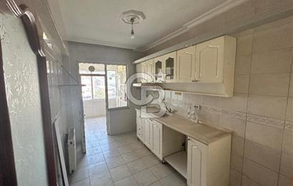 BEYLİKDÜZÜ BARIŞ MAHALLESİ ESENTÜRK SİTESİ'NDE SATILIK 3+1  DAİRE