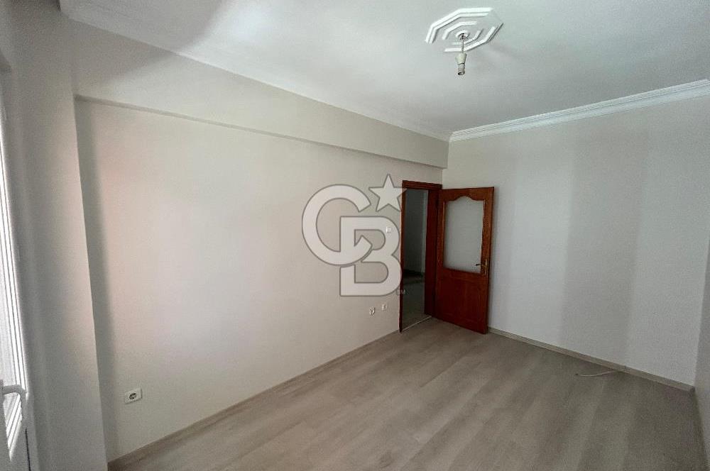 BEYLİKDÜZÜ BARIŞ MAHALLESİ ESENTÜRK SİTESİ'NDE SATILIK 3+1  DAİRE