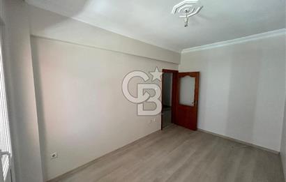 BEYLİKDÜZÜ BARIŞ MAHALLESİ ESENTÜRK SİTESİ'NDE SATILIK 3+1  DAİRE