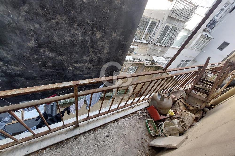 Pendik Batı çarşı yatırımlık kiracısız boş satılık 2+1 daire