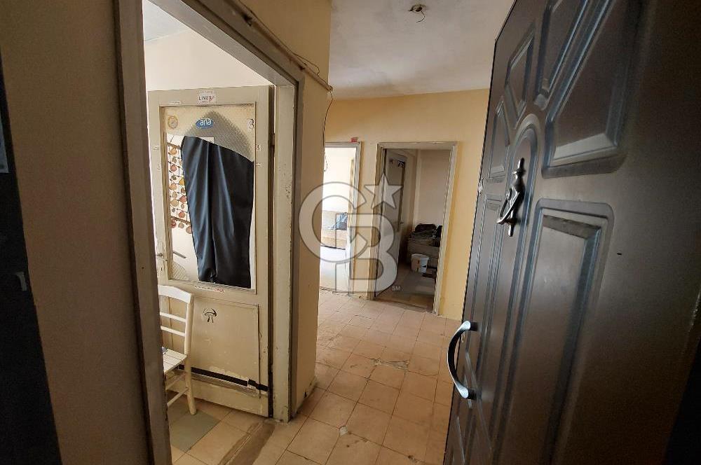 Pendik Batı çarşı yatırımlık kiracısız boş satılık 2+1 daire