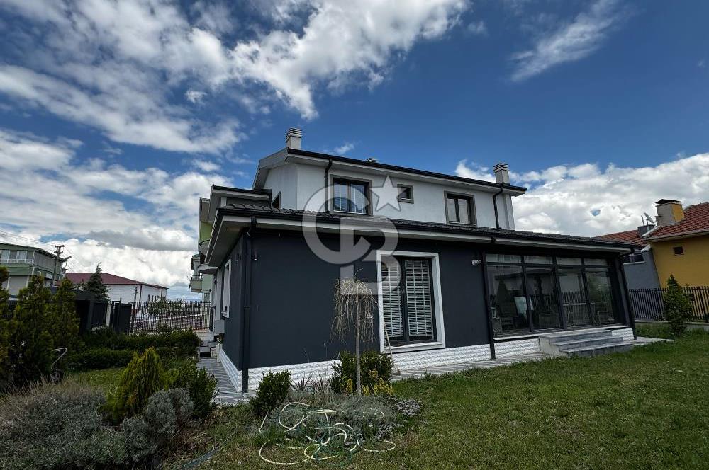 600 M2/MÜSTAKİL/SPOR SALONLU/KIŞ BAHÇELİ/5 BANYO/LÜKS 5+1 VİLLA