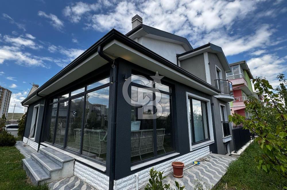 600 M2/MÜSTAKİL/SPOR SALONLU/KIŞ BAHÇELİ/5 BANYO/LÜKS 5+1 VİLLA