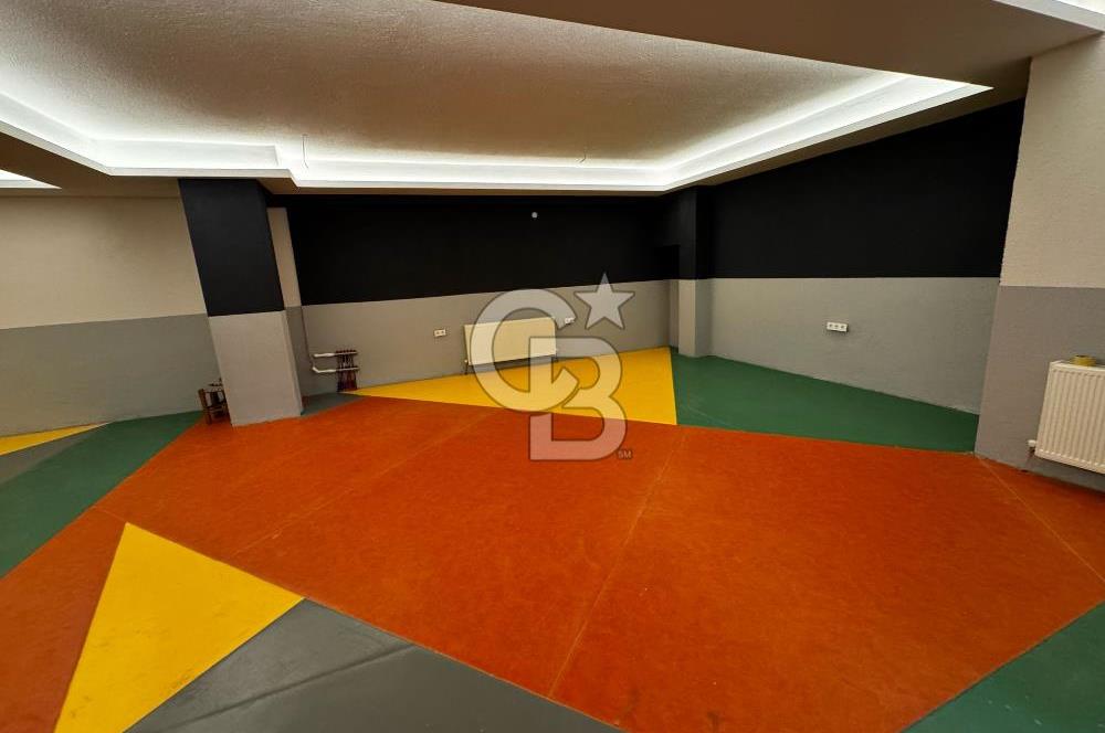 600 M2/MÜSTAKİL/SPOR SALONLU/KIŞ BAHÇELİ/5 BANYO/LÜKS 5+1 VİLLA