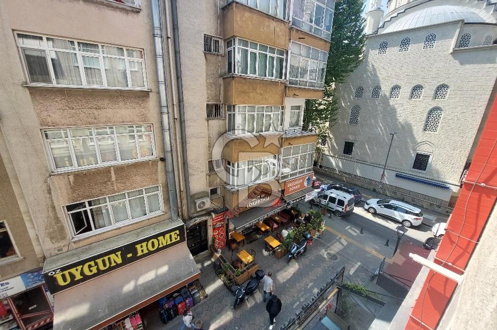 Pendik Batı çarşı yatırımlık kiracısız boş satılık 2+1 daire