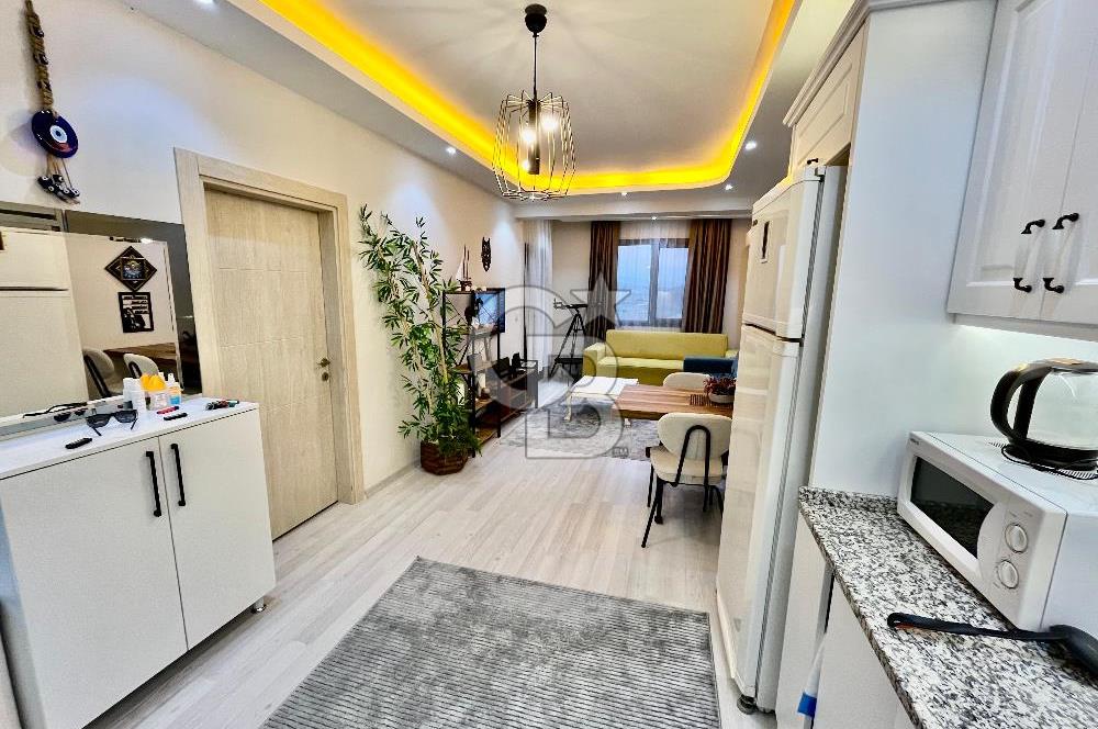 Foça Kazım Dirik Mah. Kiralık Eşyalı Teraslı Daire
