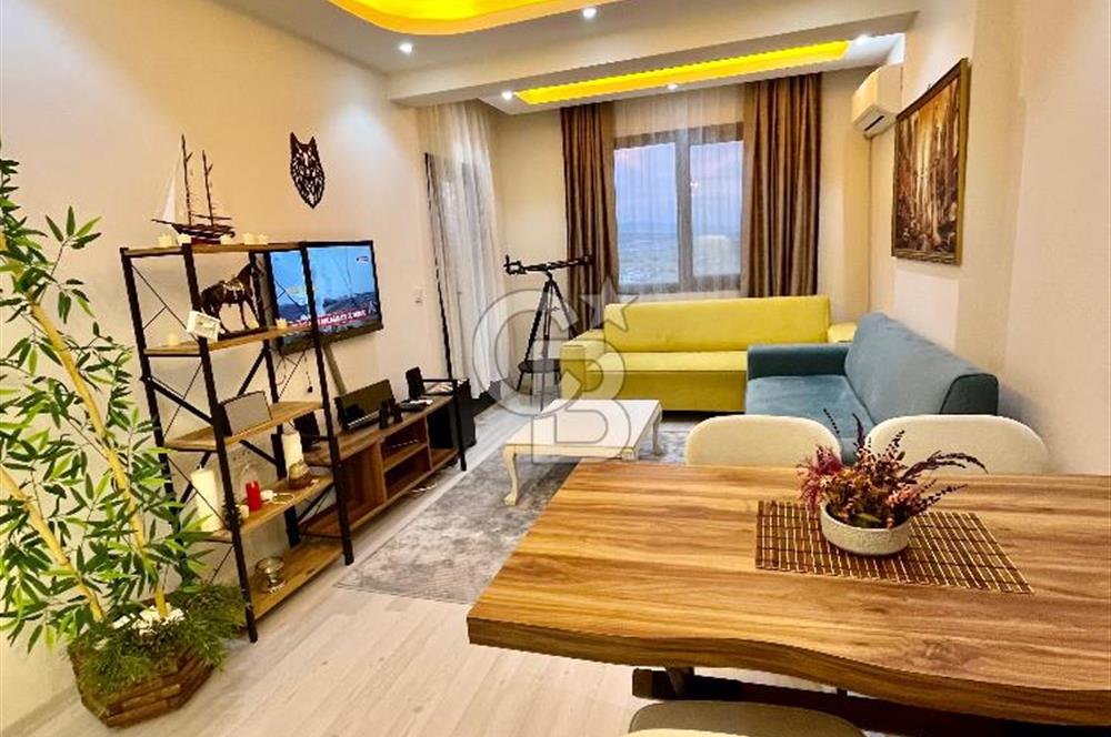 Foça Kazım Dirik Mah. Kiralık Eşyalı Teraslı Daire