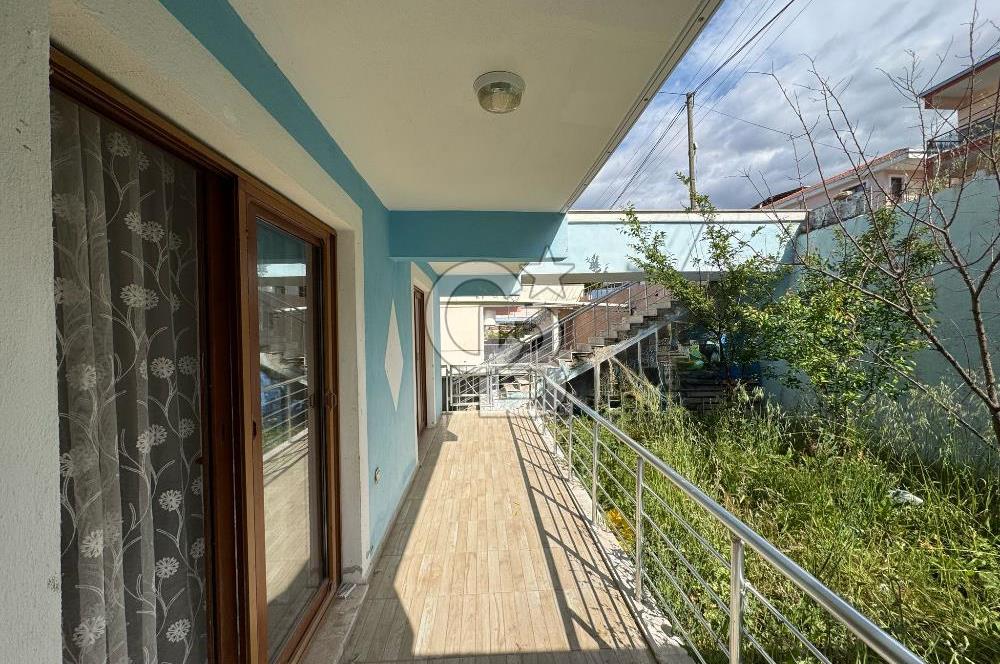 Foça Kazım Dirik Mah. Eşyalı Kiralık Dubleks Daire