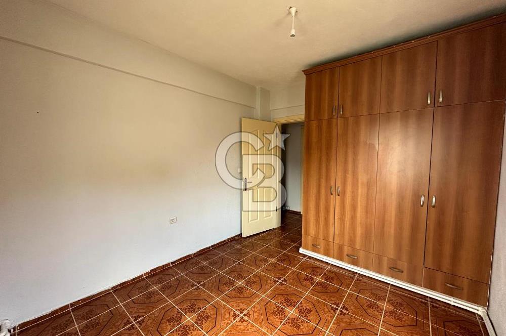 Foça Kazım Dirik Mah. Kiralık 3+1 Daire