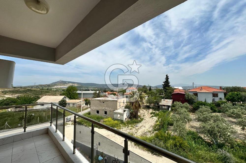 Foça Yenibağarası Mah. Kiralık 2+1 Daire