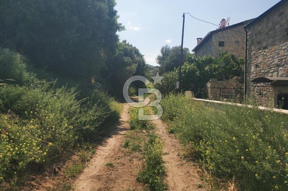 Foça-Donatkent'te Satılık Villa İmarlı Arsa