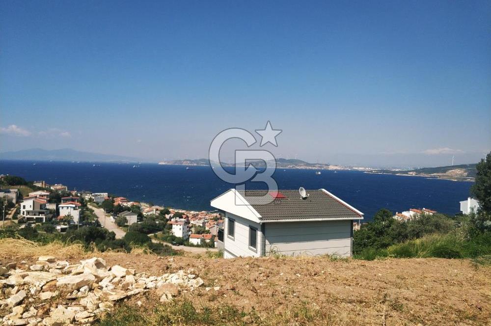 Foça-Donatkent'te Satılık Villa İmarlı Arsa