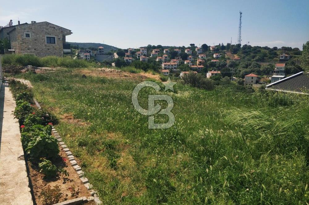 Foça-Donatkent'te Satılık Villa İmarlı Arsa