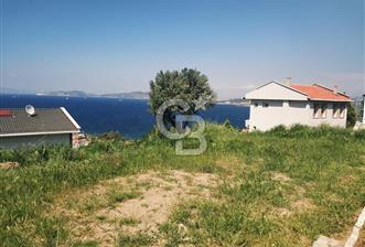 Foça-Donatkent'te Satılık Villa İmarlı Arsa