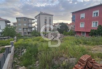 BORNOVA İNÖNÜ MAHALLESİ'NDE 447 M2 İMARLI ARSA