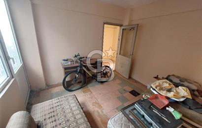 Pendik Batı çarşı yatırımlık kiracısız boş satılık 2+1 daire