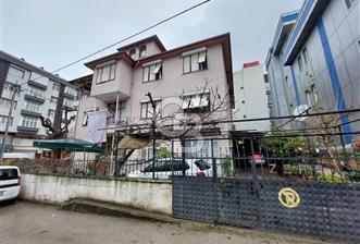 Pendik Aydınlıyolu cad Bahçelievler kiralık 100 m2 net 3+1 daire