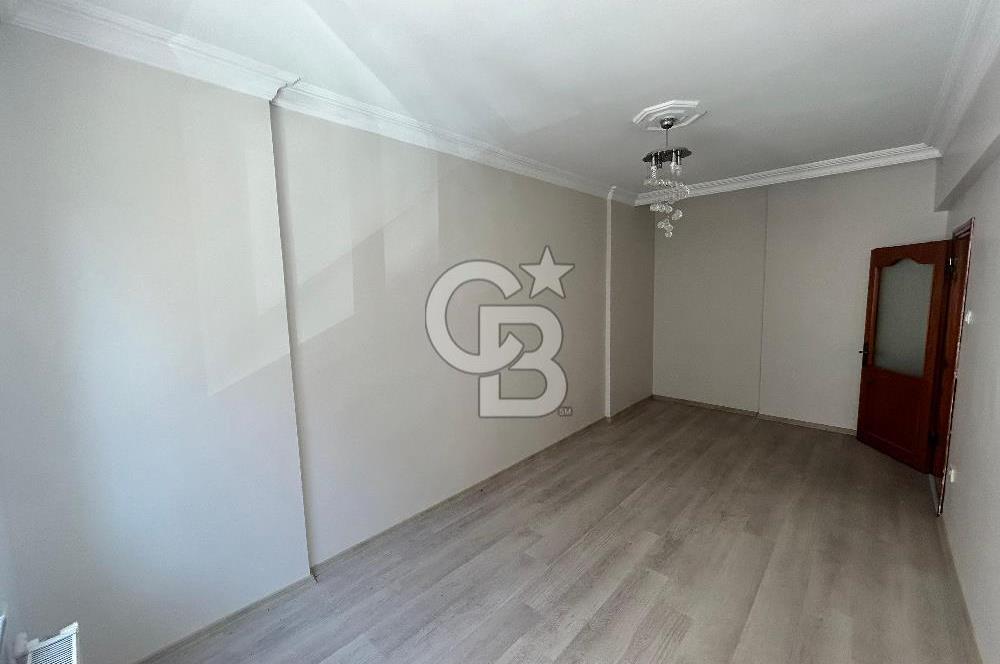 BEYLİKDÜZÜ BARIŞ MAHALLESİ ESENTÜRK SİTESİ'NDE SATILIK 3+1  DAİRE