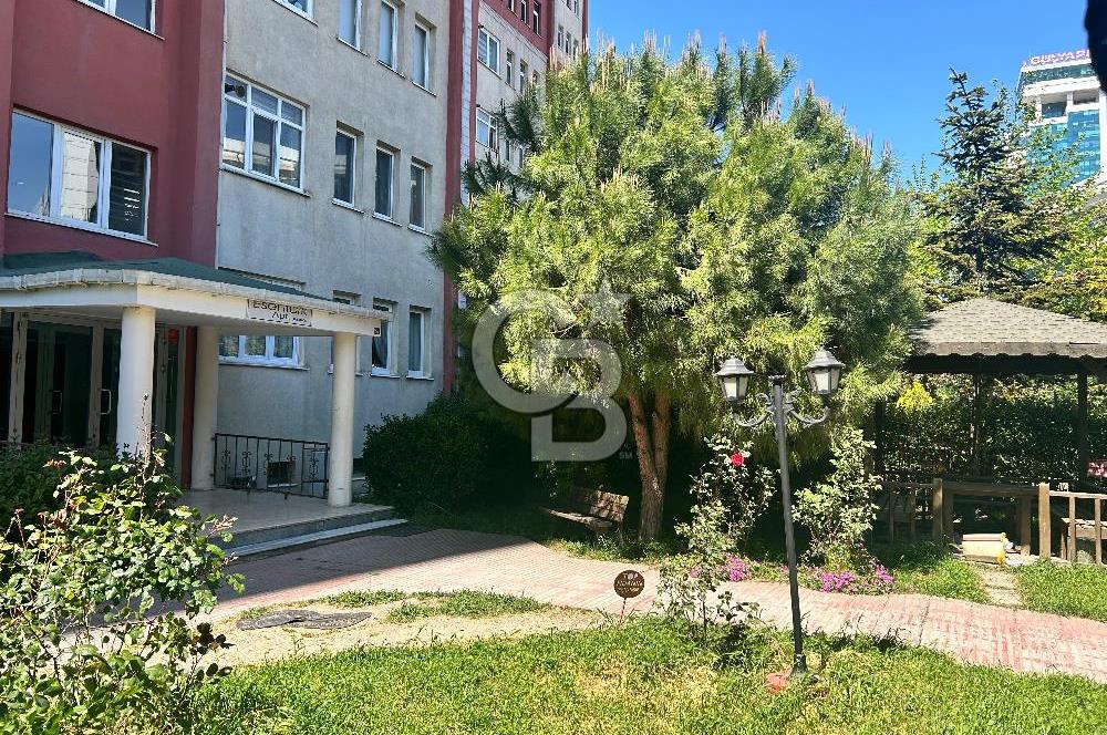 BEYLİKDÜZÜ BARIŞ MAHALLESİ ESENTÜRK SİTESİ'NDE SATILIK 3+1  DAİRE