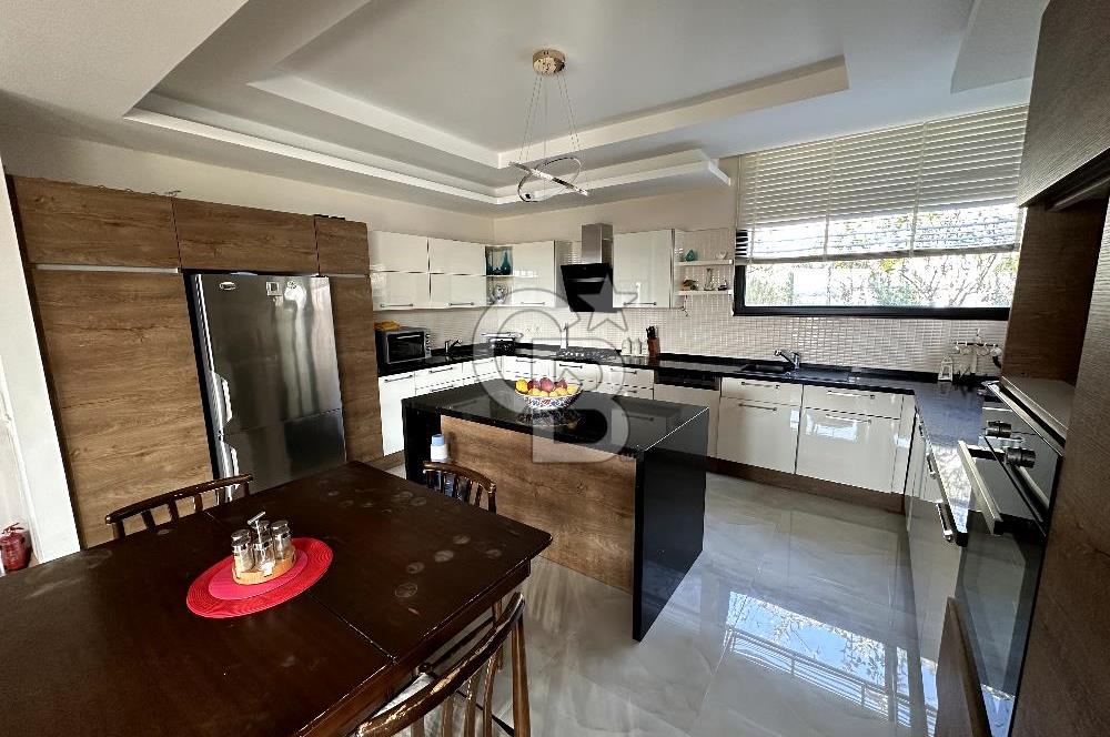 URLA KEKLİKTEPE OLIVE HILL SİTESİ’NDE EŞSİZ VİLLA FIRSATI