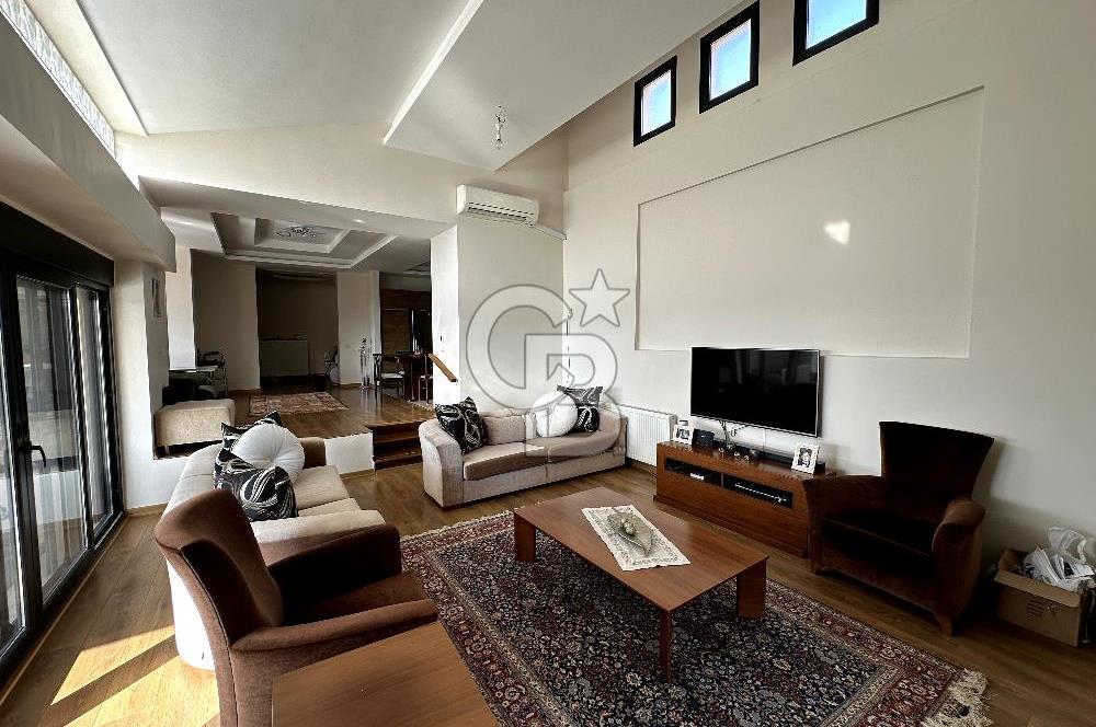 URLA KEKLİKTEPE OLIVE HILL SİTESİ’NDE EŞSİZ VİLLA FIRSATI