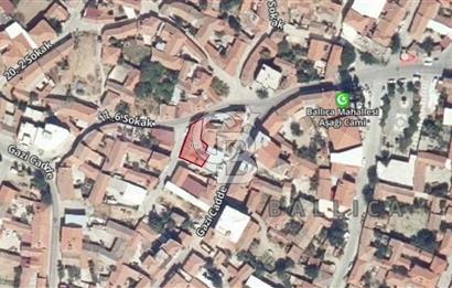 AKHİSAR BALLICA'DA TEK ODA MUTFAK WC BANYO KÖY EVİ