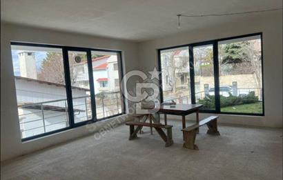 Ankara Çankaya Beysukent'te Satılık 1100m² 4kat Yeni Modern Bina