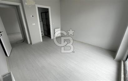 Sancaktepe de Işıltılı Evler de 3+1 Satılık Daire
