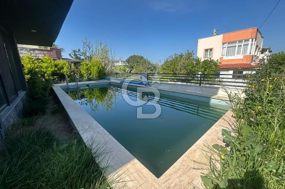 ÇANAKKALE GÜZELYALI'DA MÜSTAKİL HAVUZLU 3+1 KİRALIK VİLLA