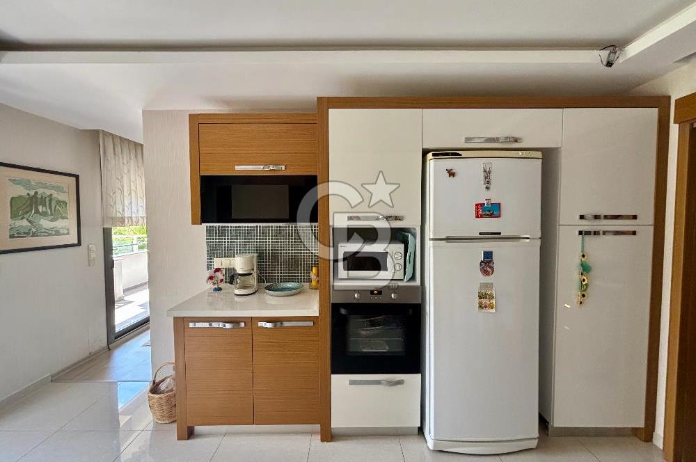 Güzelbahçe Maltepe mah 3+1 145 m2 Net havuzlu otopaeklı bahce katı daire