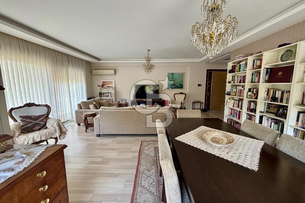 Güzelbahçe Maltepe mah 3+1 145 m2 Net havuzlu otopaeklı bahce katı daire