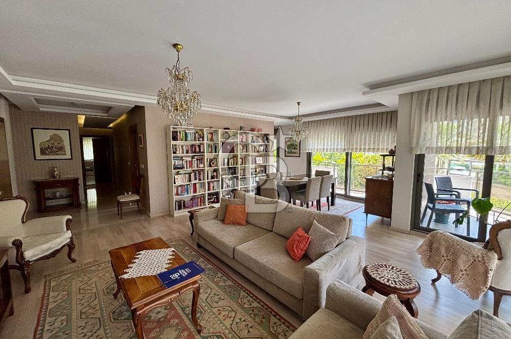 Güzelbahçe Maltepe mah 3+1 145 m2 Net havuzlu otopaeklı bahce katı daire