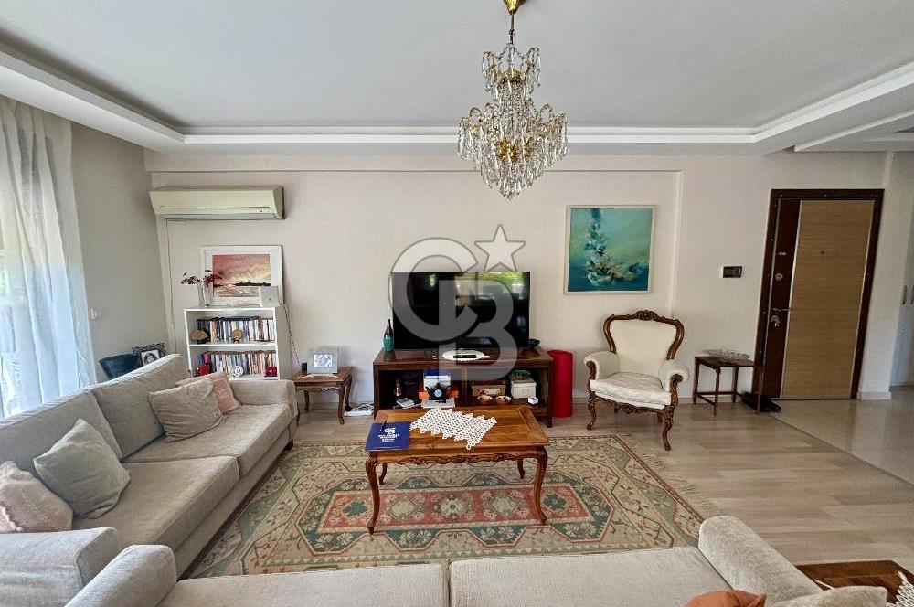 Güzelbahçe Maltepe mah 3+1 145 m2 Net havuzlu otopaeklı bahce katı daire