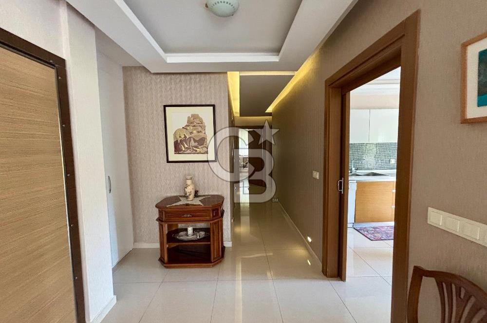 Güzelbahçe Maltepe mah 3+1 145 m2 Net havuzlu otopaeklı bahce katı daire