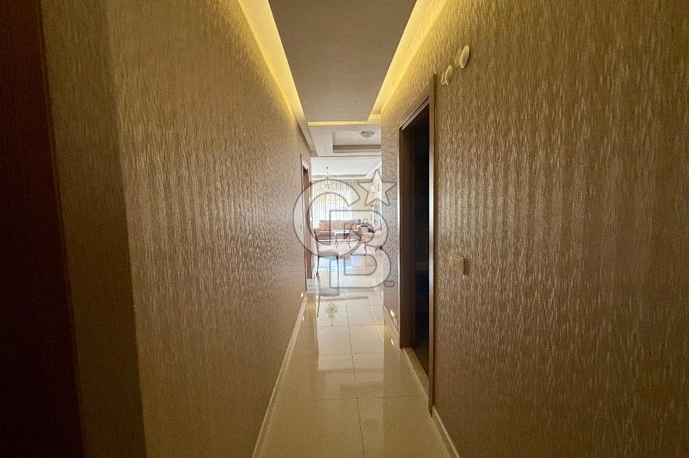 Güzelbahçe Maltepe mah 3+1 145 m2 Net havuzlu otopaeklı bahce katı daire