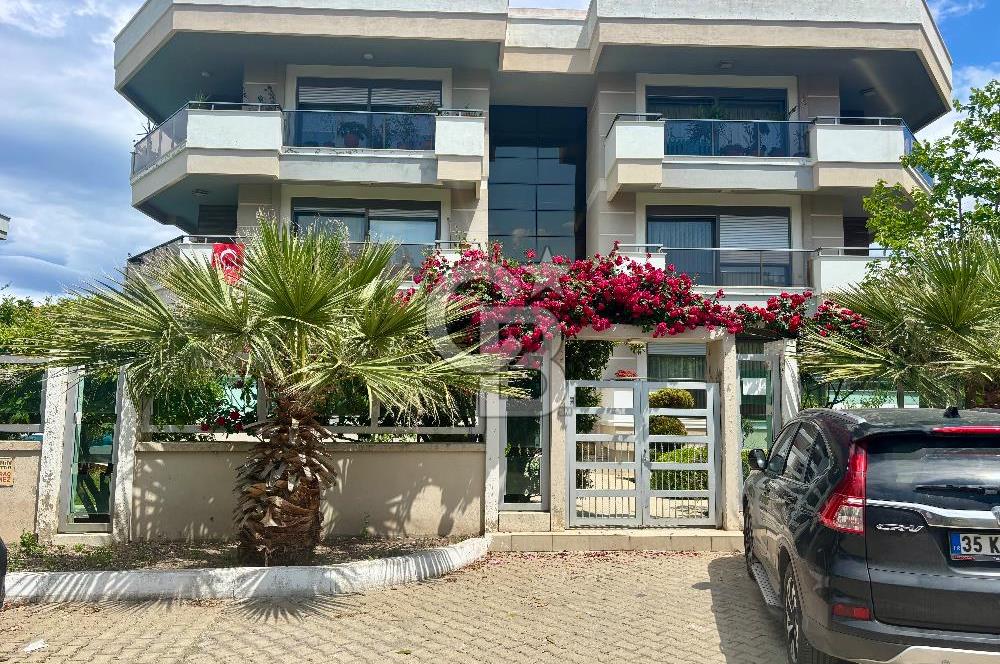 Güzelbahçe Maltepe mah 3+1 145 m2 Net havuzlu otopaeklı bahce katı daire