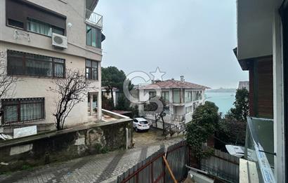 Salacak'ta Sahile 3.Binada Deniz Manzaralı Sıfır Daire