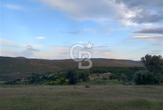 GERMİYAN'DA SATILIK YOL CEPHELİ 589 M2 TARLA 