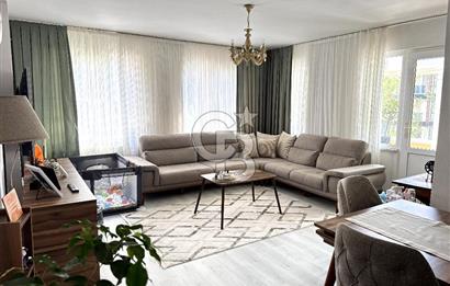 Koşuyolu Emek Sitesi'nde 3+1 Arakat SATILIK Daire