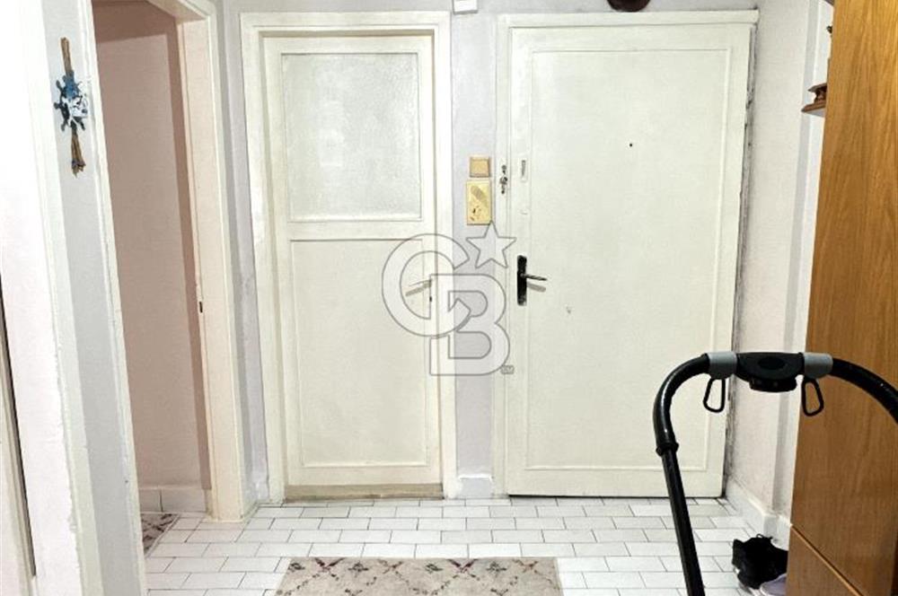 Koşuyolu Emek Sitesi'nde 3+1 Arakat SATILIK Daire