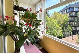 Koşuyolu Emek Sitesi'nde 3+1 Arakat SATILIK Daire