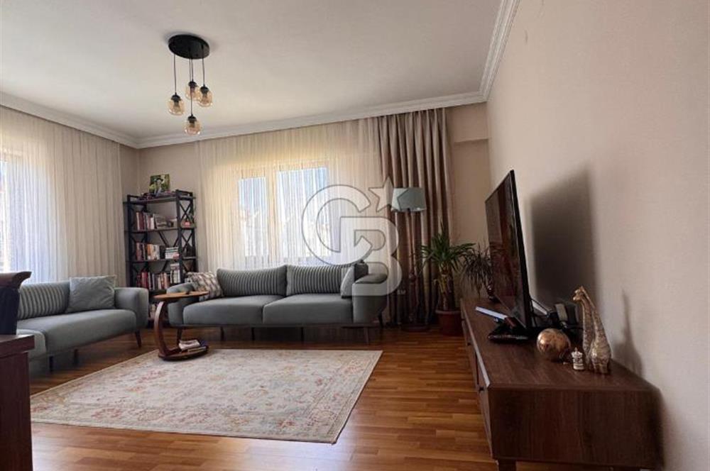 ÇANAKKALE ESENLER SARIMOR SİTESİNDE YENİLENMİŞ GENİŞ 3+1 DAİRE