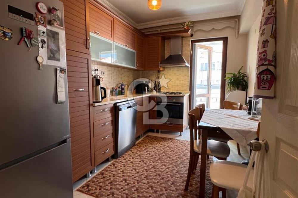 ÇANAKKALE ESENLER SARIMOR SİTESİNDE YENİLENMİŞ GENİŞ 3+1 DAİRE