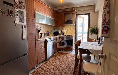 ÇANAKKALE ESENLER SARIMOR SİTESİNDE YENİLENMİŞ GENİŞ 3+1 DAİRE