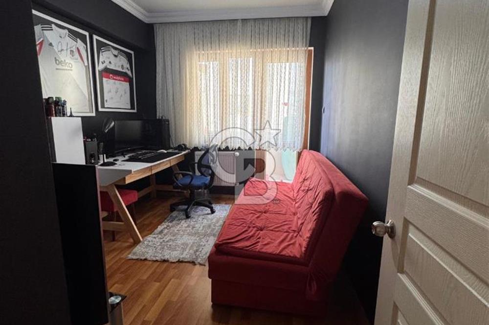 ÇANAKKALE ESENLER SARIMOR SİTESİNDE YENİLENMİŞ GENİŞ 3+1 DAİRE